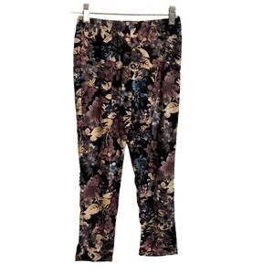 Denim-licious Floral Print Capri length Leggings Woman Size Small Knit NWT